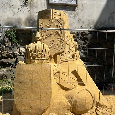 Hotel Bila Ruze Písek Kültér fotó