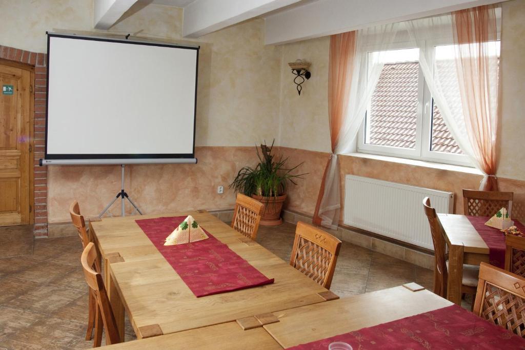 Hotel Bila Ruze Písek Kültér fotó