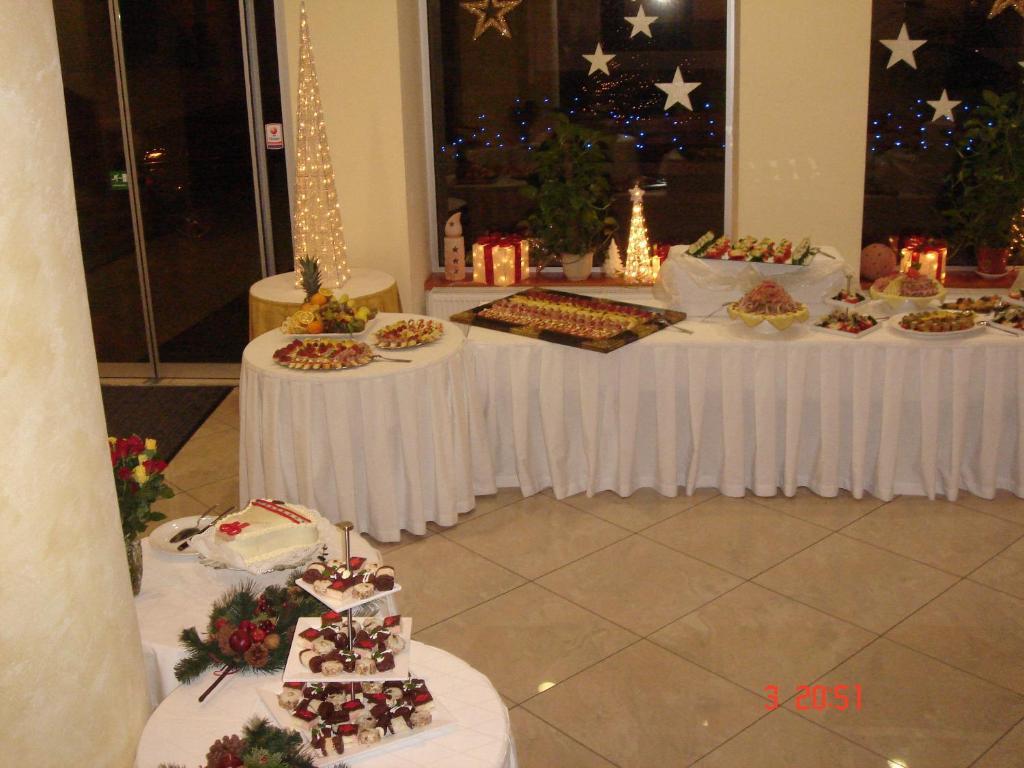 Hotel Bila Ruze Písek Kültér fotó