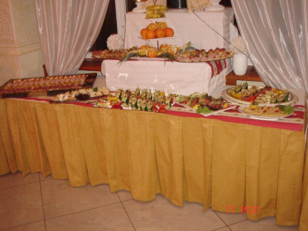 Hotel Bila Ruze Písek Kültér fotó