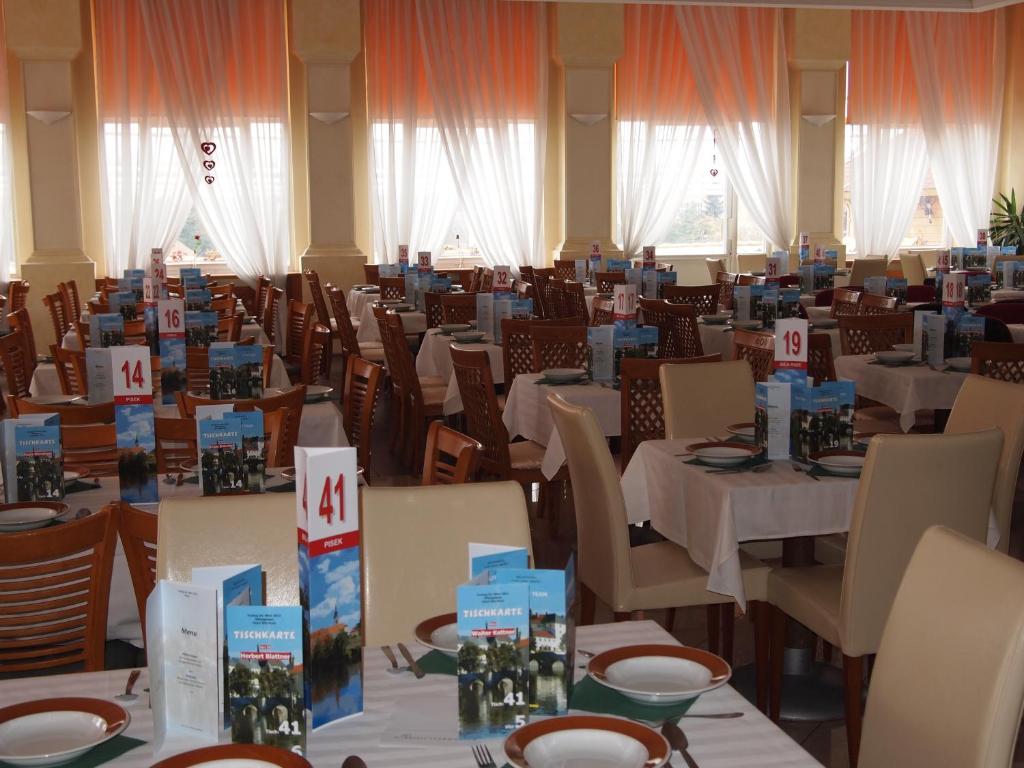 Hotel Bila Ruze Písek Kültér fotó