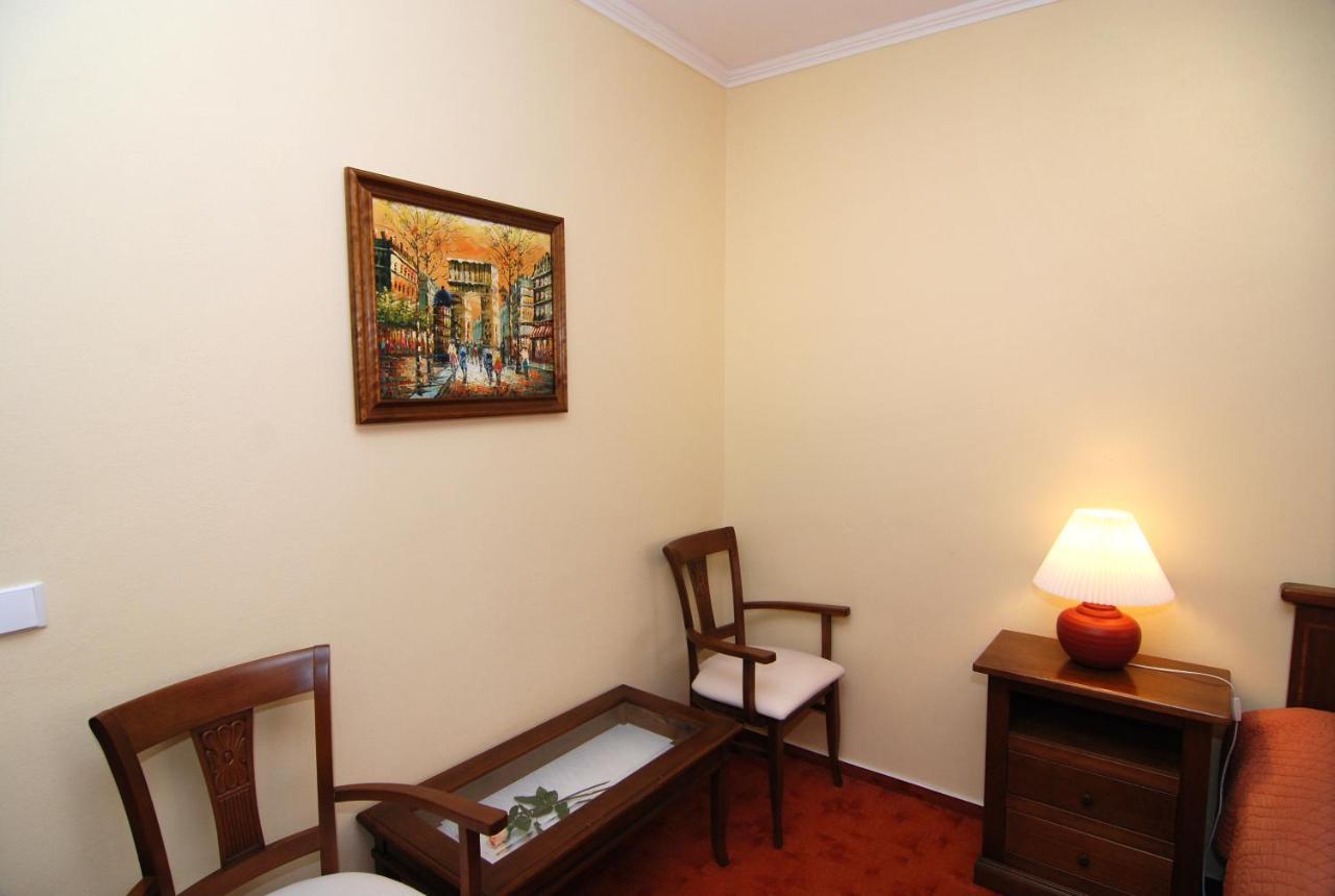 Hotel Bila Ruze Písek Kültér fotó