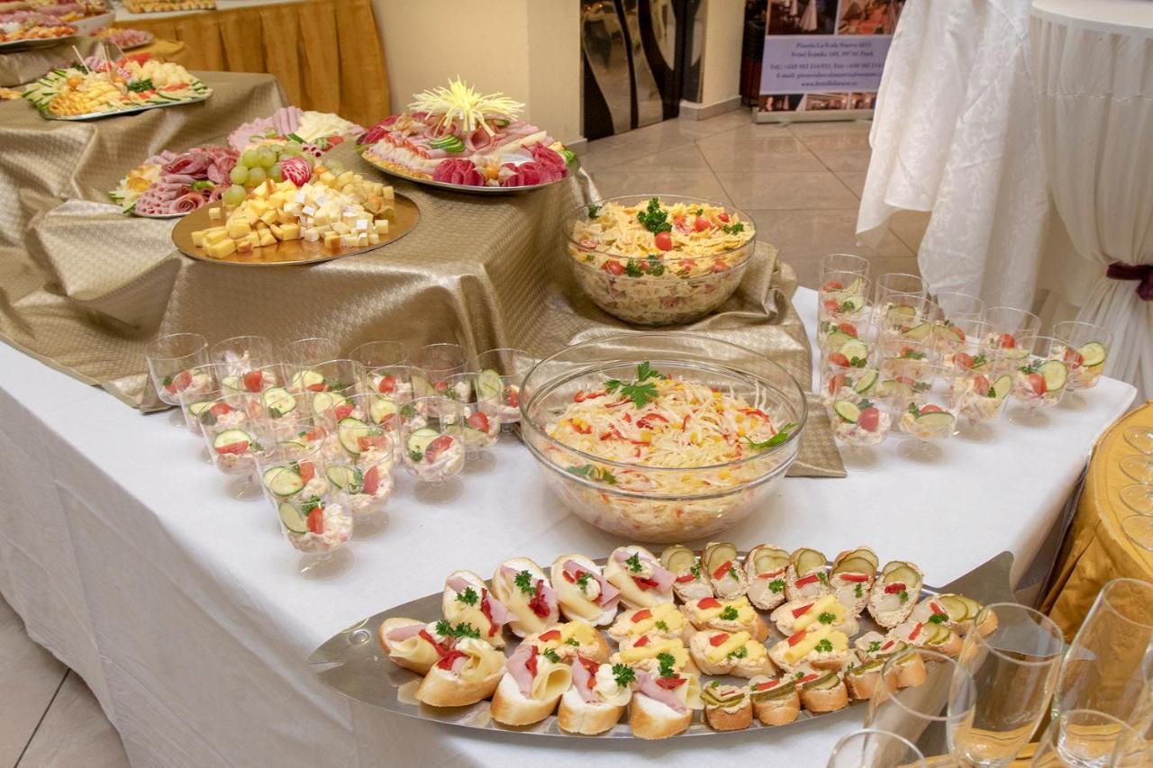 Hotel Bila Ruze Písek Kültér fotó